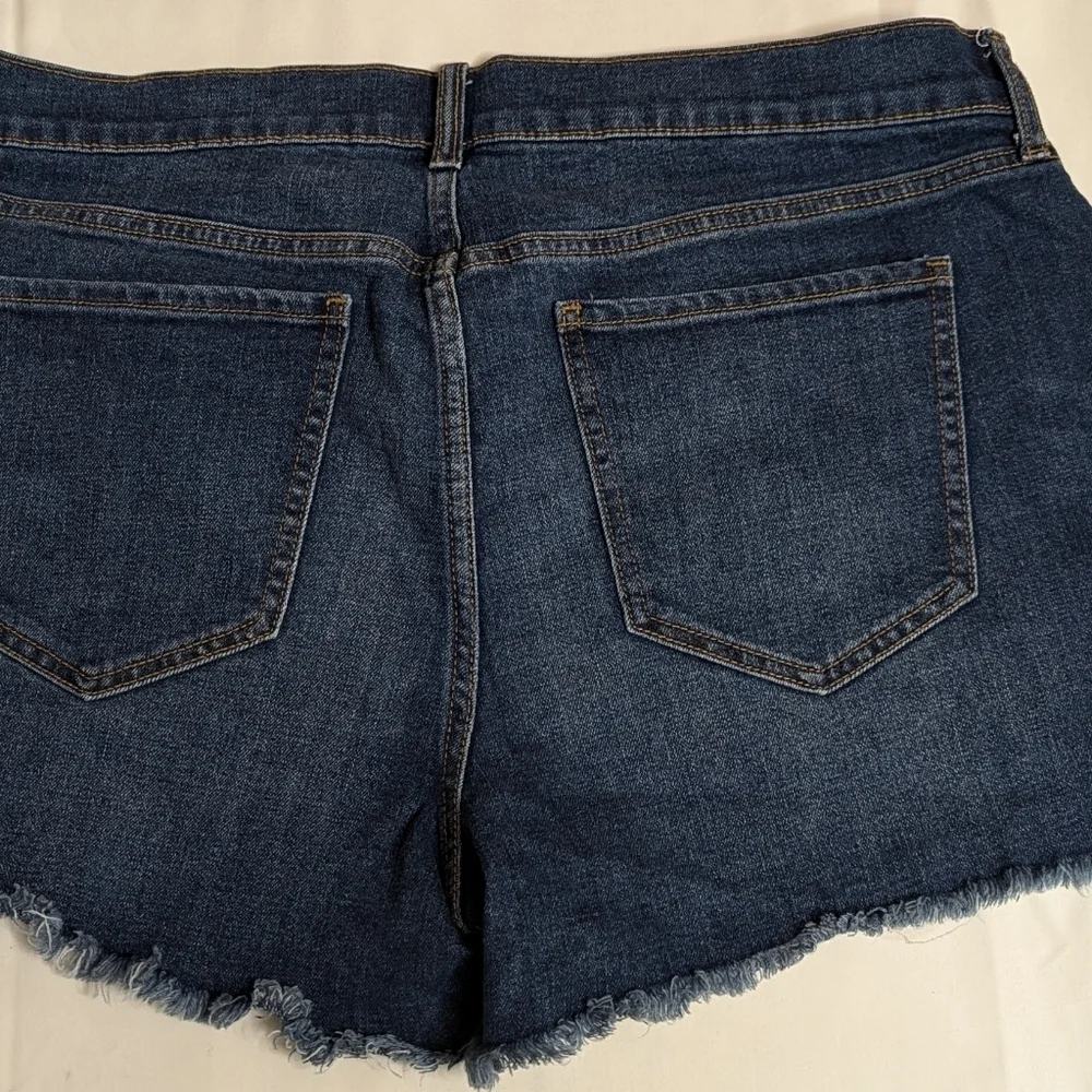 Old Navy pre owned